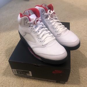 Nike Air Jordan 5 Retro Fire Red